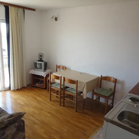 Apartmán Maslina *